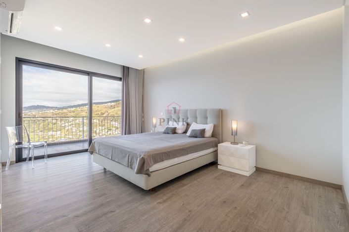 Image No.24-3 Bed Villa for sale