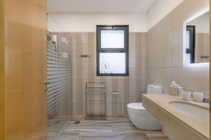 Image No.27-3 Bed Villa for sale