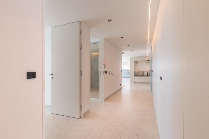 Image No.28-4 Bed Villa for sale