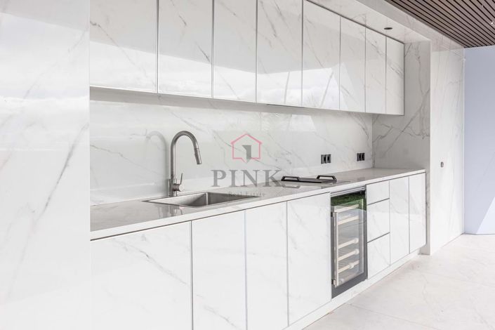 Image No.56-4 Bed Villa for sale