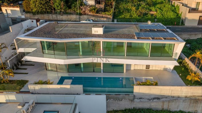 Image No.10-4 Bed Villa for sale