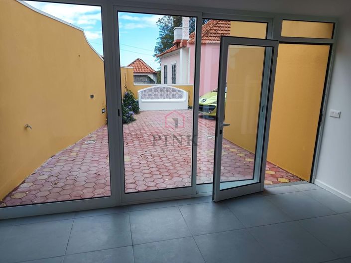 Image No.3-3 Bed Villa for sale