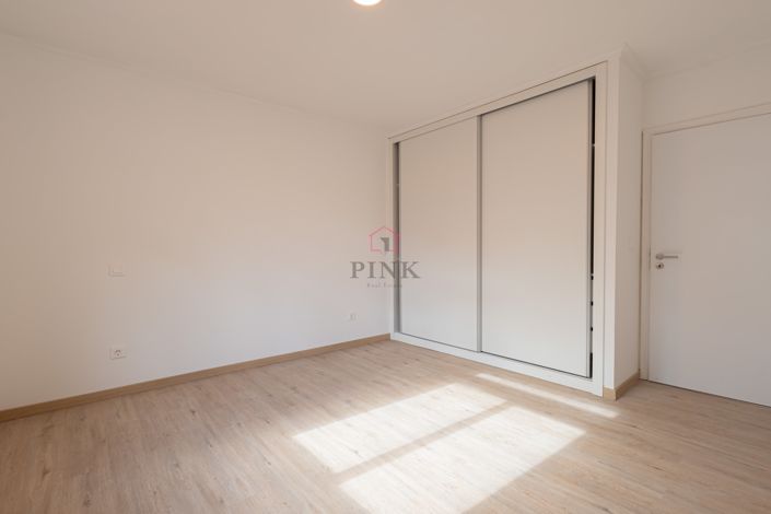 Image No.8-3 Bed Villa for sale