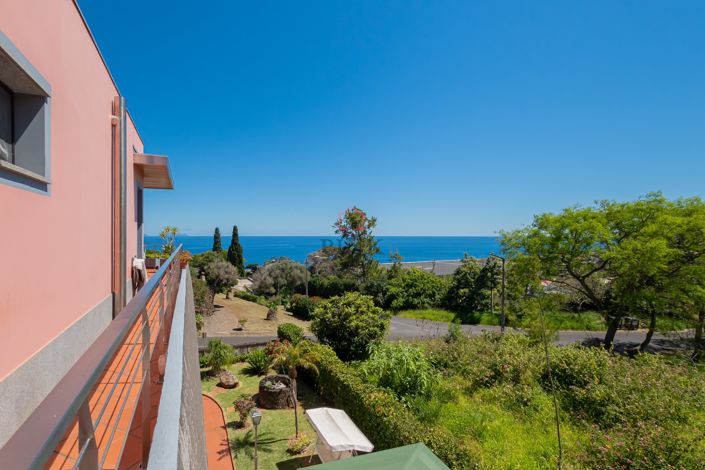 Image No.26-3 Bed Villa for sale