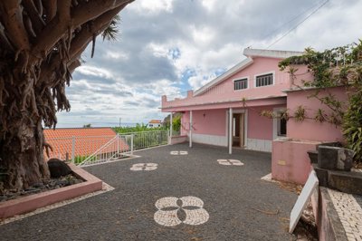1 - Arco Da Calheta, Villa