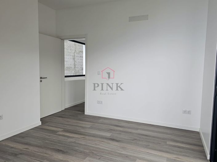 Image No.18-3 Bed Villa for sale