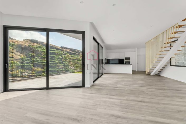 Image No.4-3 Bed Villa for sale