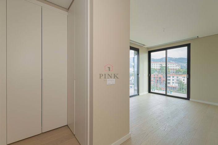 Image No.31-3 Bed Apartment for sale