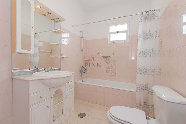 Image No.16-3 Bed Villa for sale