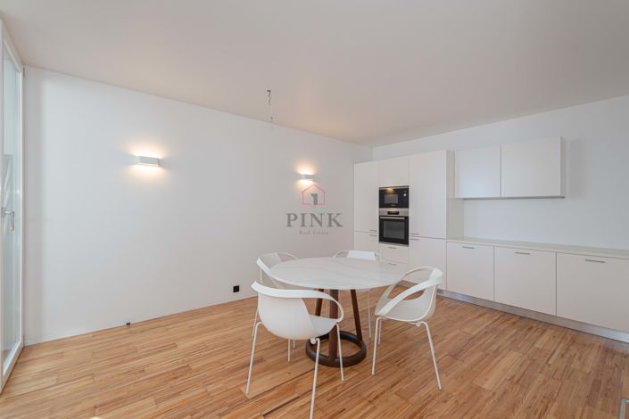 Image No.14-3 Bed Semi-Detached for sale