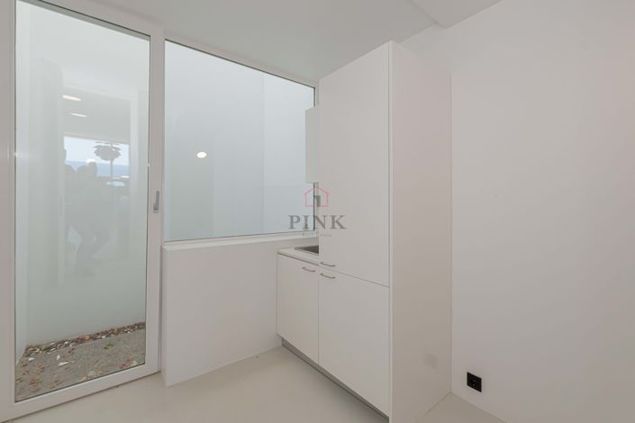 Image No.16-3 Bed Semi-Detached for sale