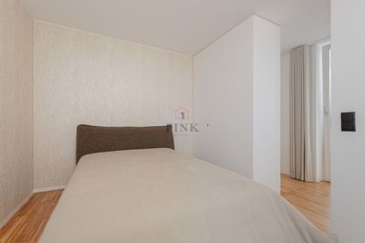 1862-640631-20eb4152a9fbcfd5b78c9c0612bb54ff9