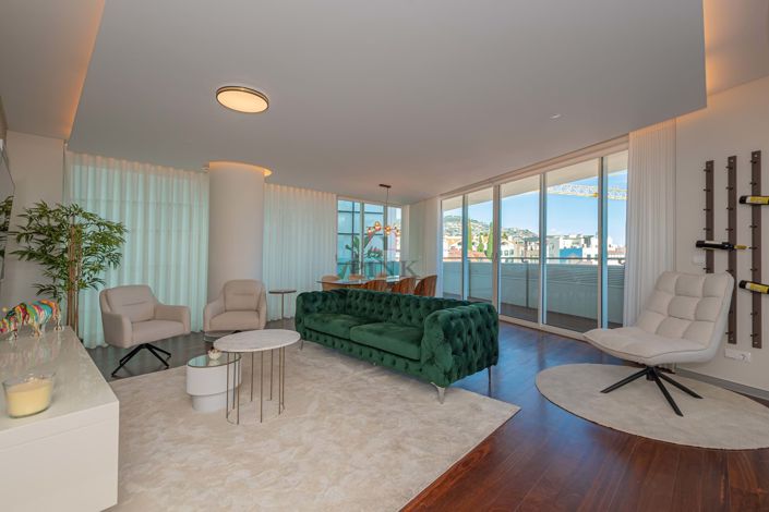 Image No.2-Appartement de 4 chambres à vendre à Funchal