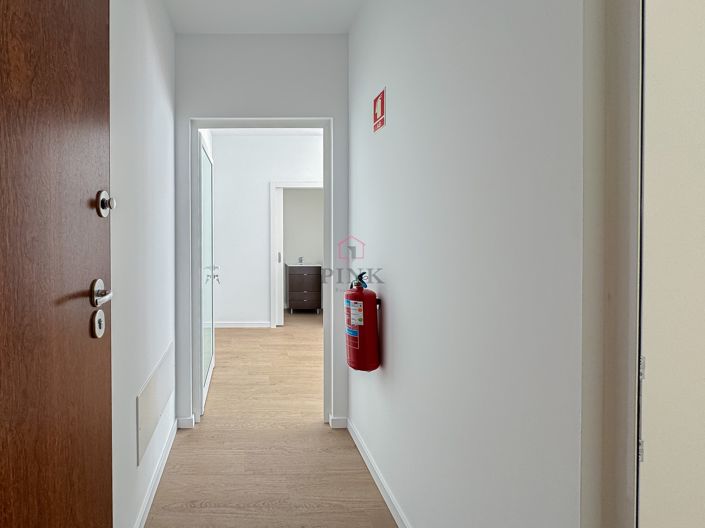 Image No.4-1 Bed Property for sale