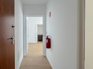 1862-648428-20eb4152a9fbcfd5b78c9c0612bb54ff9