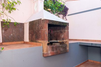 1862-646467-20eb4152a9fbcfd5b78c9c0612bb54ff9