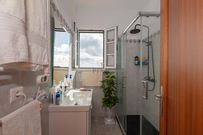 Image No.26-4 Bed Villa for sale