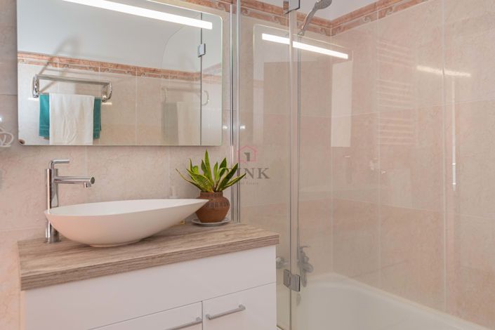 Image No.41-4 Bed Villa for sale