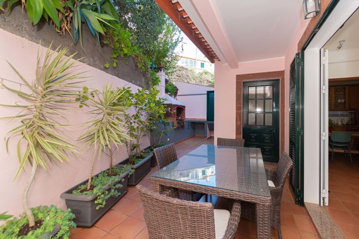 Image No.8-4 Bed Villa for sale