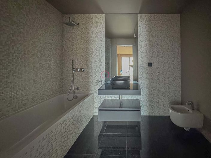 Image No.20-Appartement de 2 chambres à vendre à Funchal