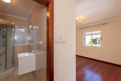 1862-649630-20eb4152a9fbcfd5b78c9c0612bb54ff9