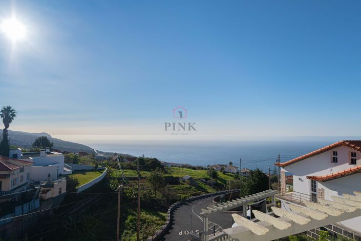 Image No.2-3 Bed Villa for sale