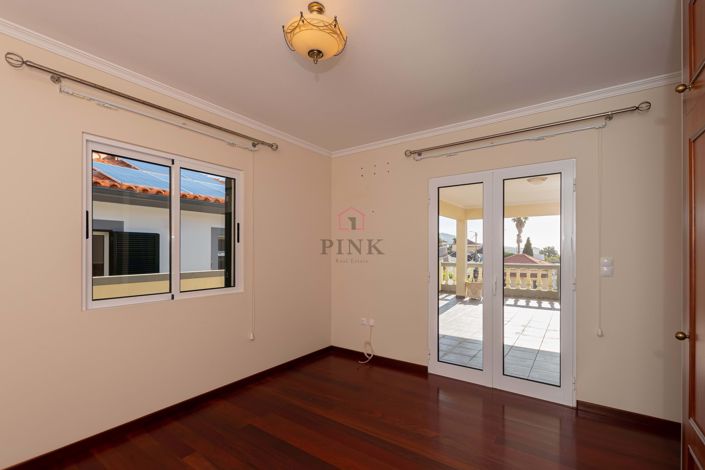 Image No.22-3 Bed Villa for sale