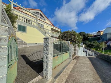 1862-649630-20eb4152a9fbcfd5b78c9c0612bb54ff9