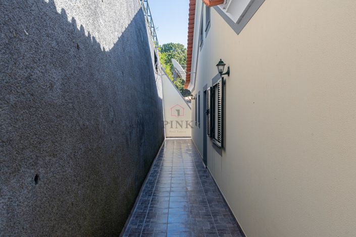 Image No.40-3 Bed Villa for sale