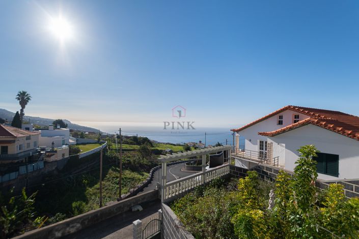 Image No.44-3 Bed Villa for sale