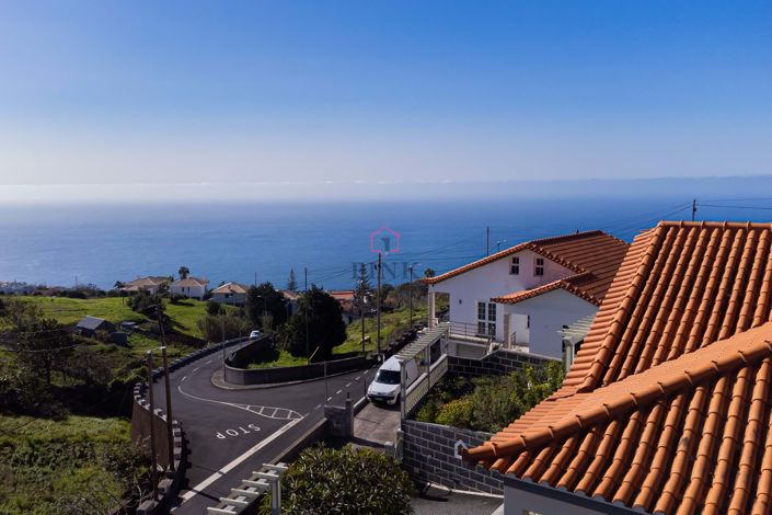 Image No.47-3 Bed Villa for sale