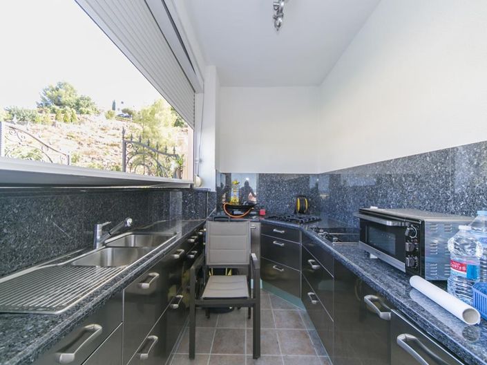 Image No.14-5 Bed Villa for sale