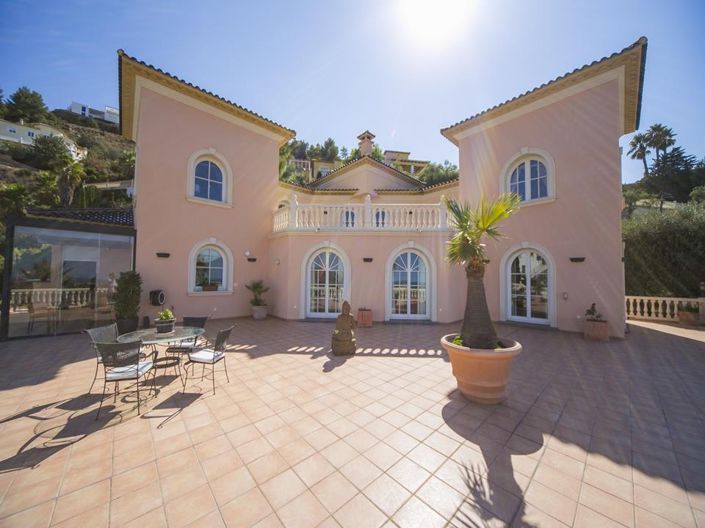 Image No.3-5 Bed Villa for sale
