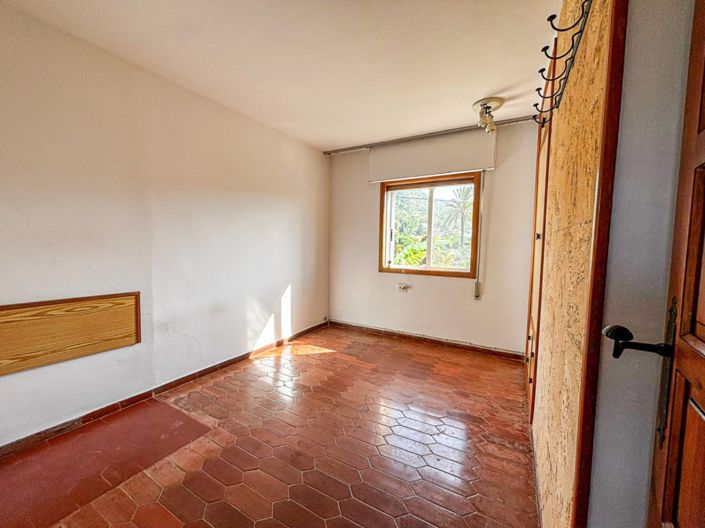 Image No.19-7 Bed Villa for sale