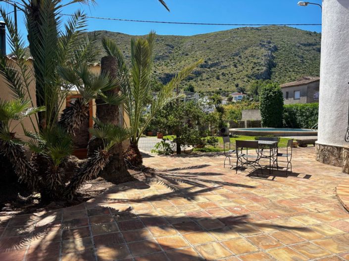 Image No.4-7 Bed Villa for sale