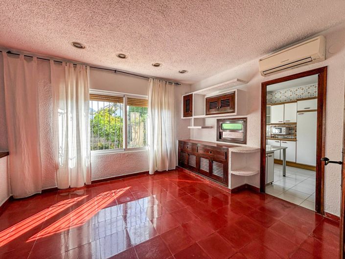 Image No.5-7 Bed Villa for sale