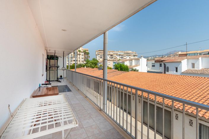 Image No.23-3 Bed Apartment for sale