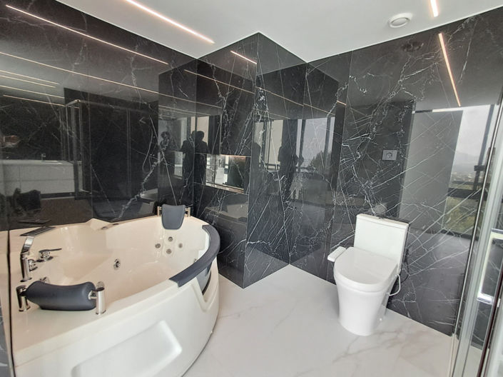 Image No.6-5 Bed Villa for sale