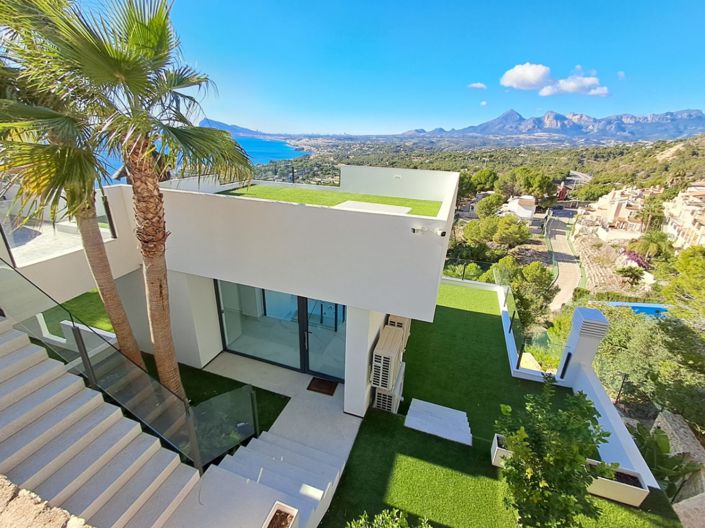 Image No.8-5 Bed Villa for sale