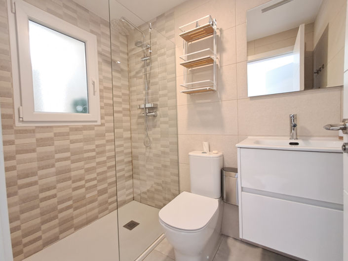Image No.37-3 Bed Villa for sale