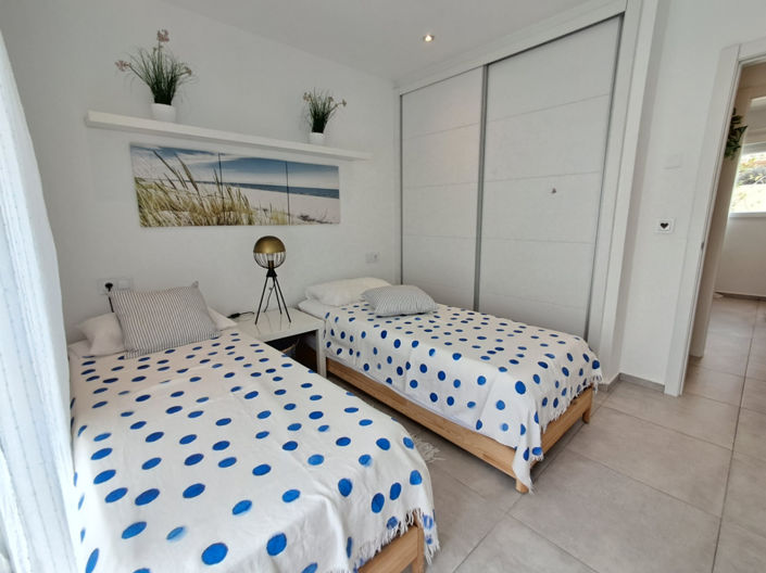 Image No.40-3 Bed Villa for sale