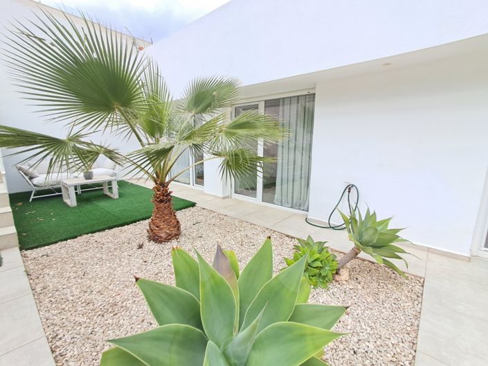 Image No.41-3 Bed Villa for sale