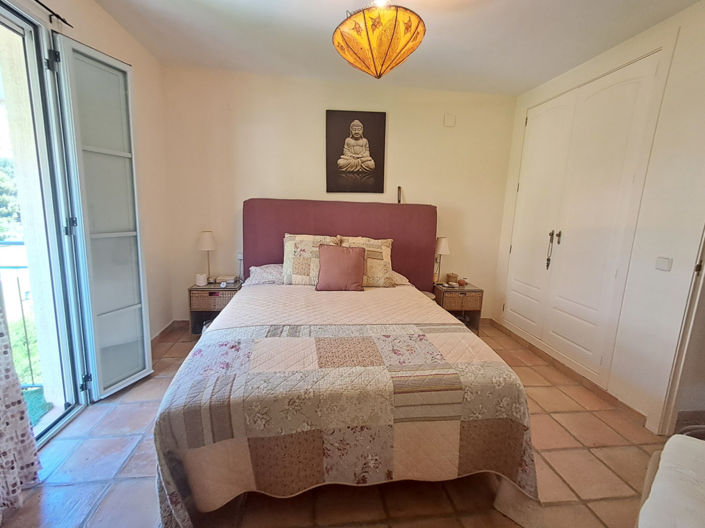 Image No.22-2 Bed Townhouse for sale
