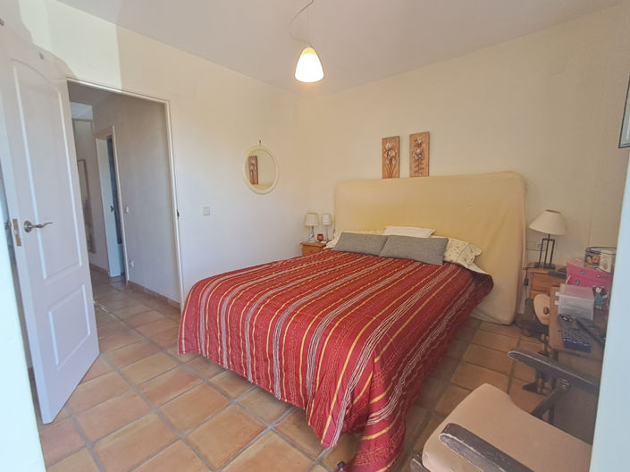 Image No.28-2 Bed Townhouse for sale