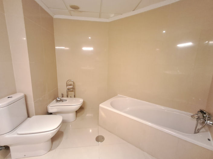 Image No.18-3 Bed Apartment for sale