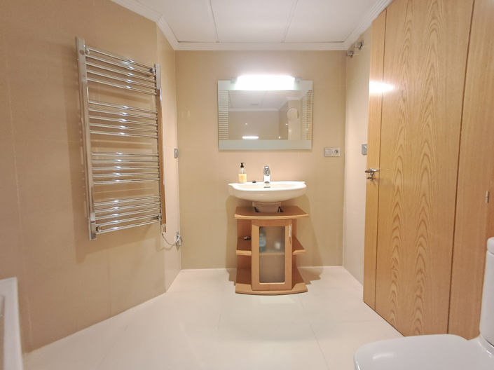 Image No.21-3 Bed Apartment for sale