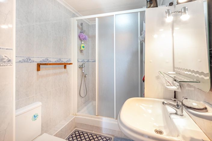 Image No.14-3 Bed Apartment for sale