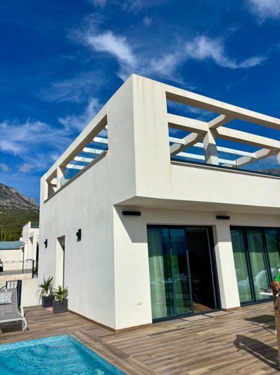 Image No.10-5 Bed Villa for sale