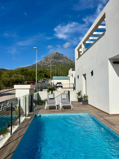 Image No.11-5 Bed Villa for sale