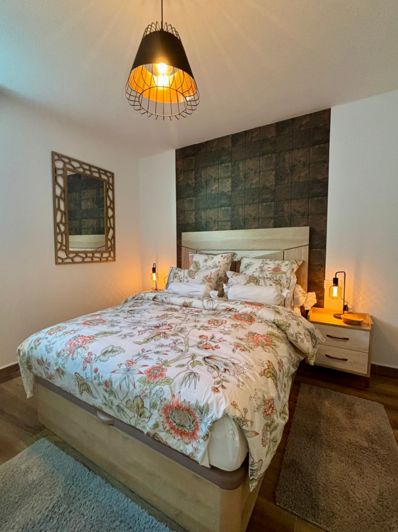 Image No.47-5 Bed Villa for sale